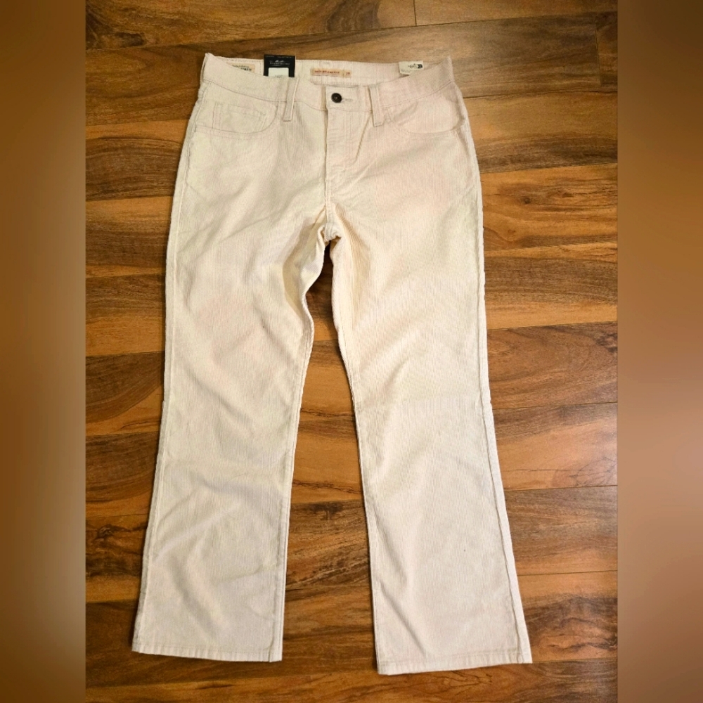 Levis Pants Womens 29 X 27 Corduroy Middy Ankle Bootcut Cream NWT